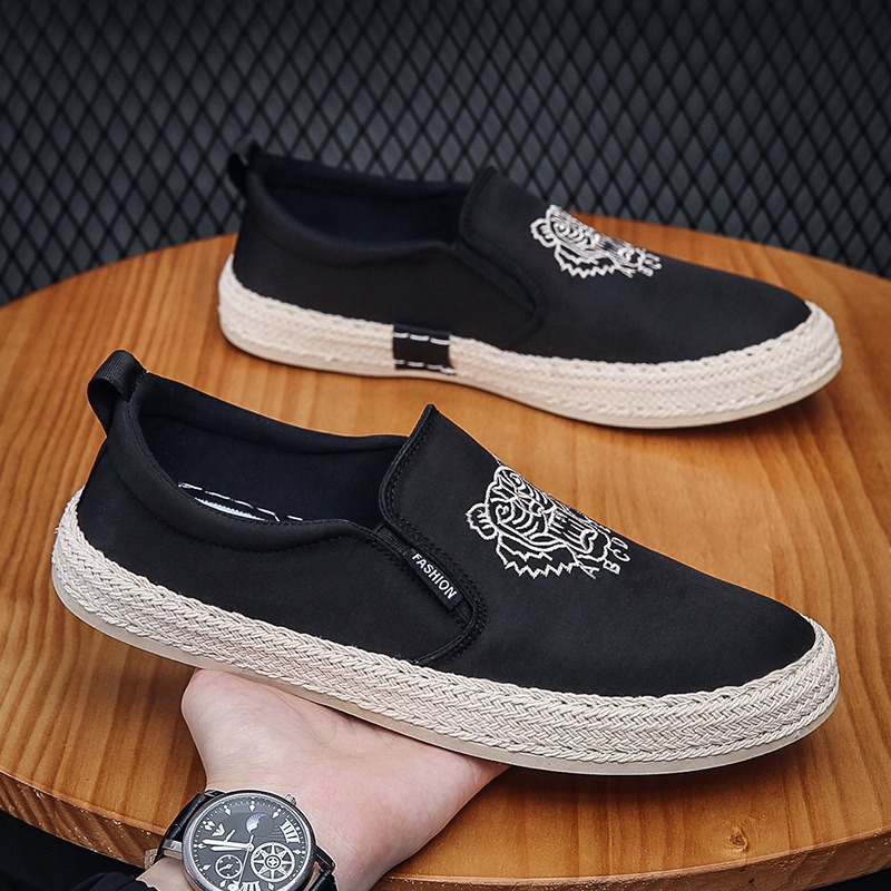 Espadrille Slip On - Sepatu Bersirkulasi Hitam untuk Pria Pantofel